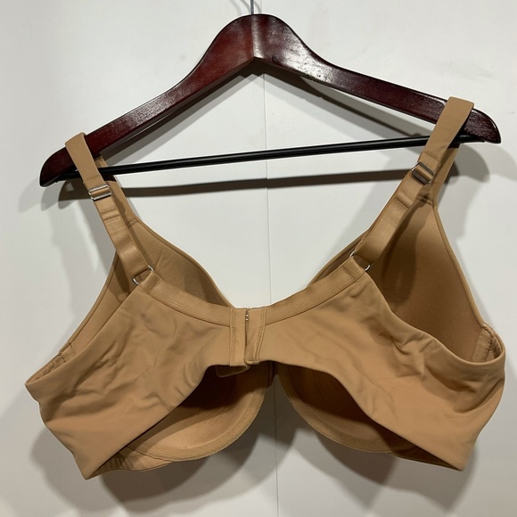 Ambrielle darker tan bra with adjustable straps; 3 hook & eye closure fasterners - Picture 7 of 11